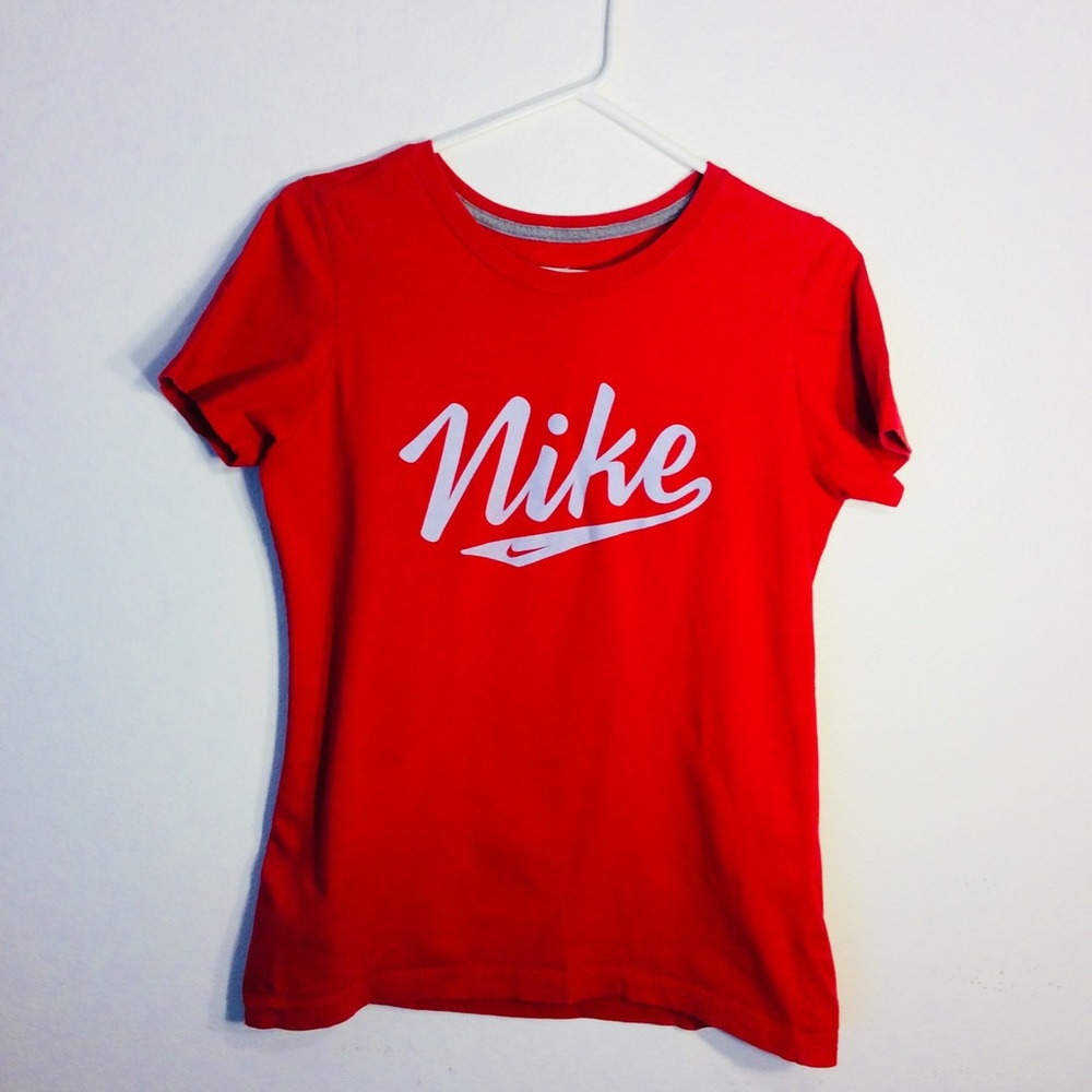 Nike T-shirt